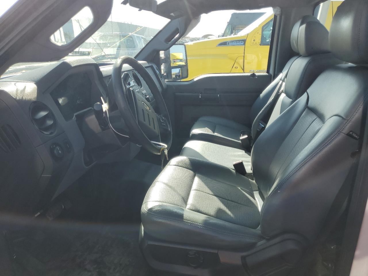 2015 Ford F350 Super Duty - Фото 7