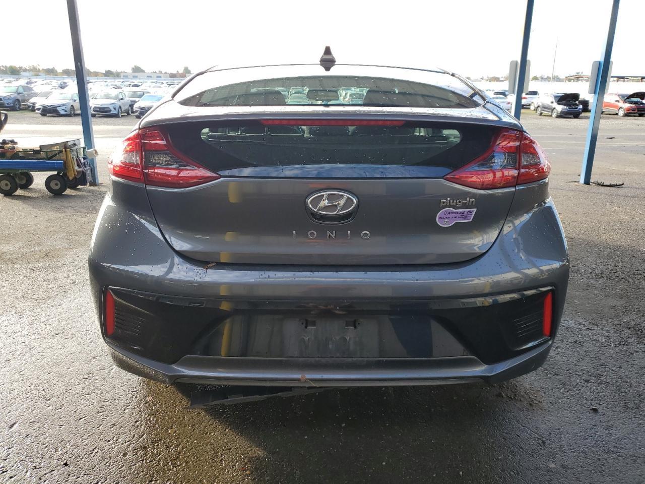 2019 Hyundai Ioniq - Image 6