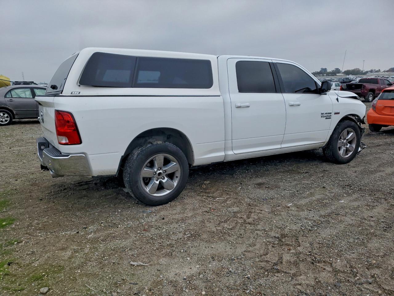 2019 Ram 1500 Classic Slt - Фото 3