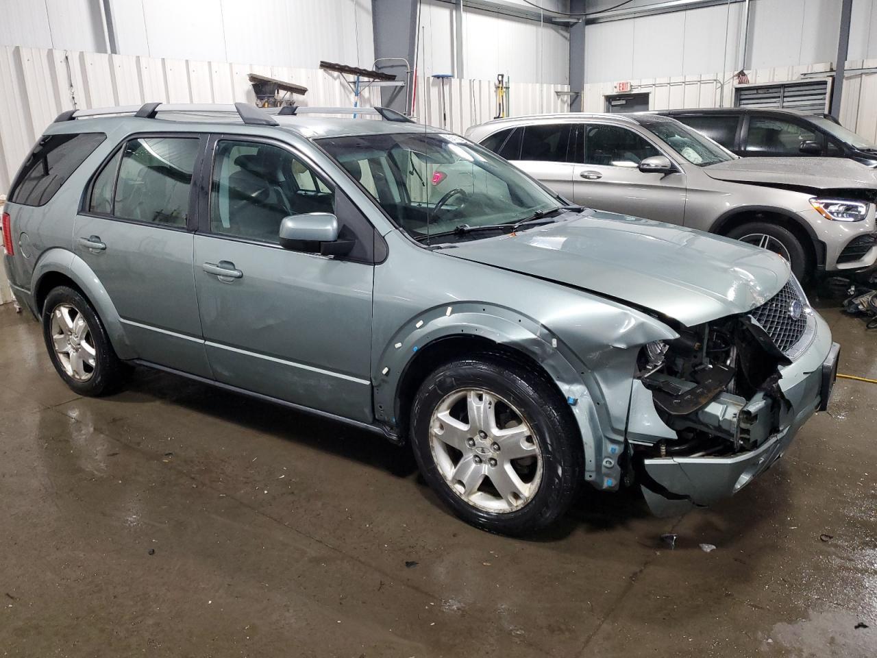 2005 Ford Freestyle Limited - Image 4