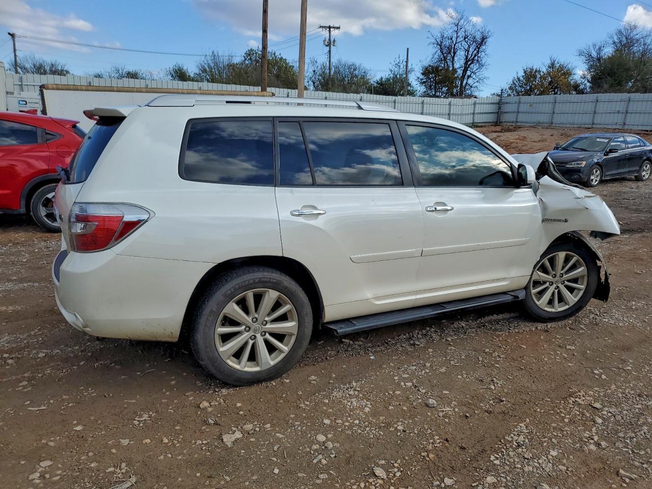2010 Toyota Highlander Hybrid Limited - Image 3