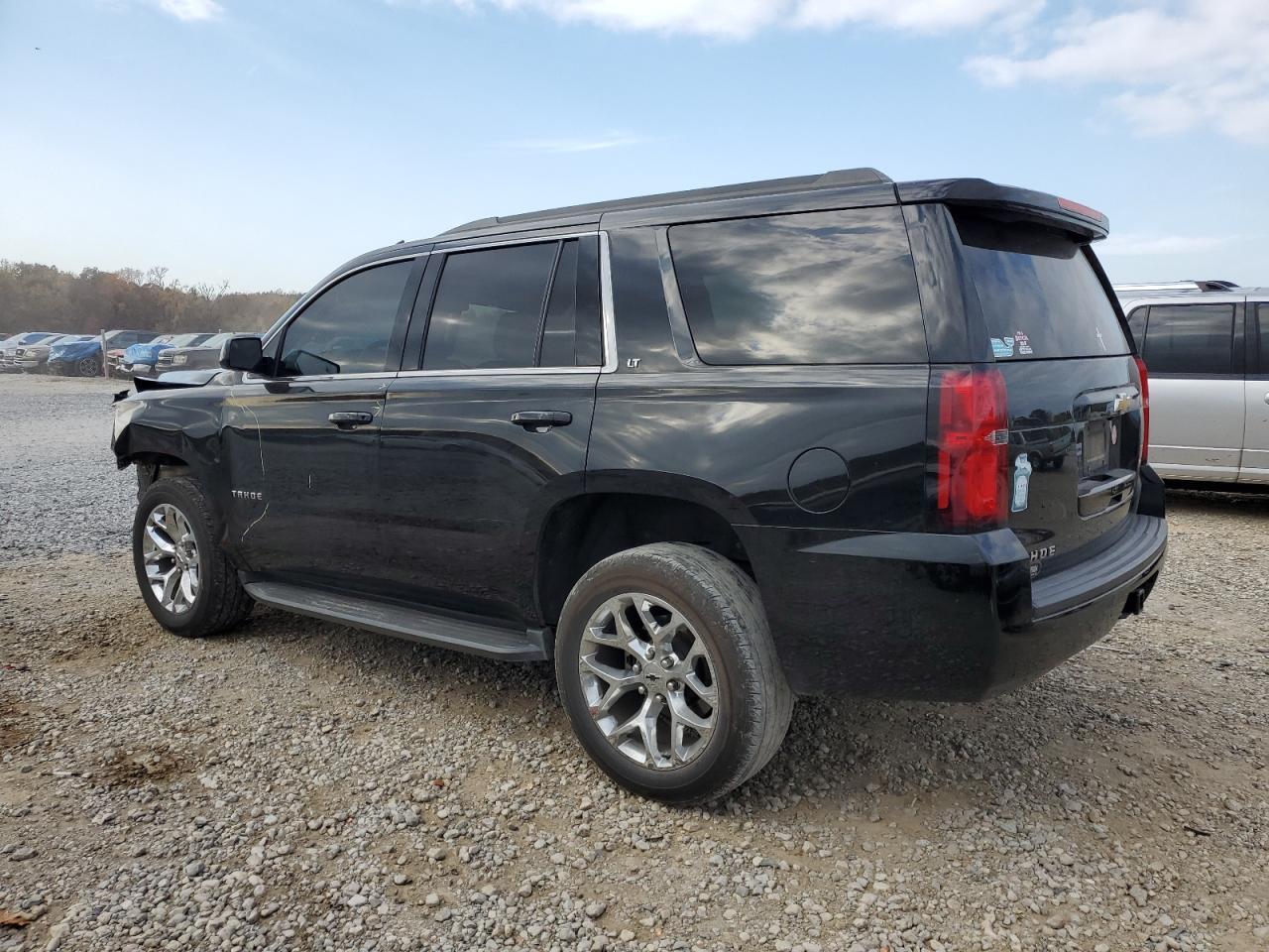 2019 Chevrolet Tahoe C1500 Lt - Фото 2