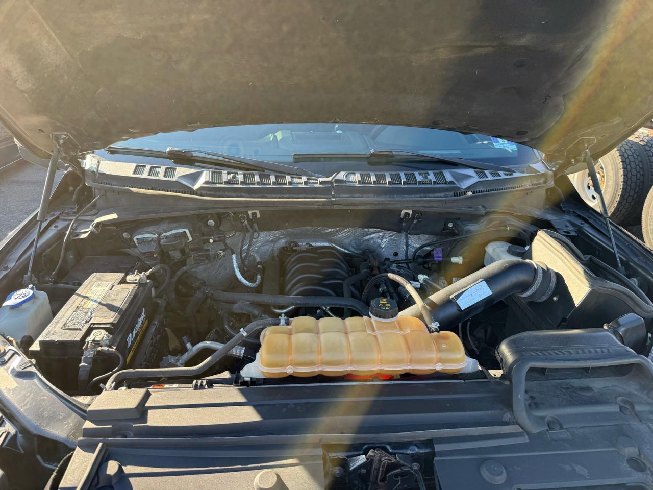 2015 Ford F150 Supercrew - Image 7