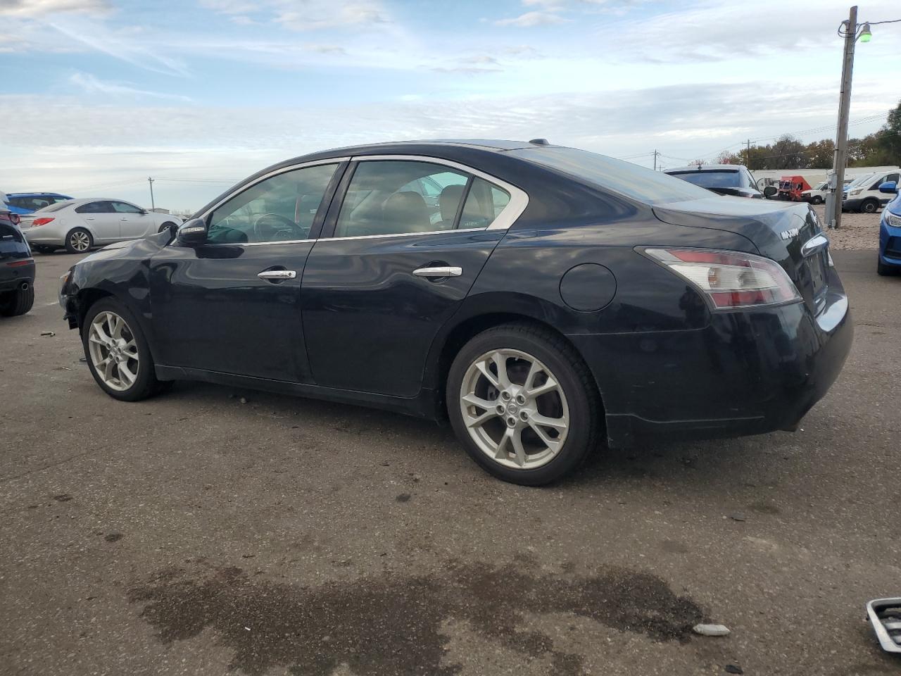 2012 Nissan Maxima S - Image 2