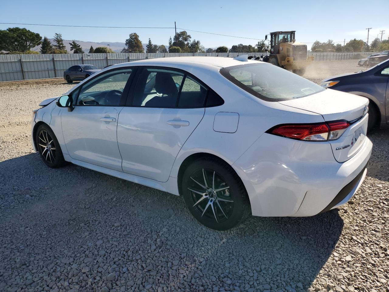 2020 Toyota Corolla Le - Фото 2