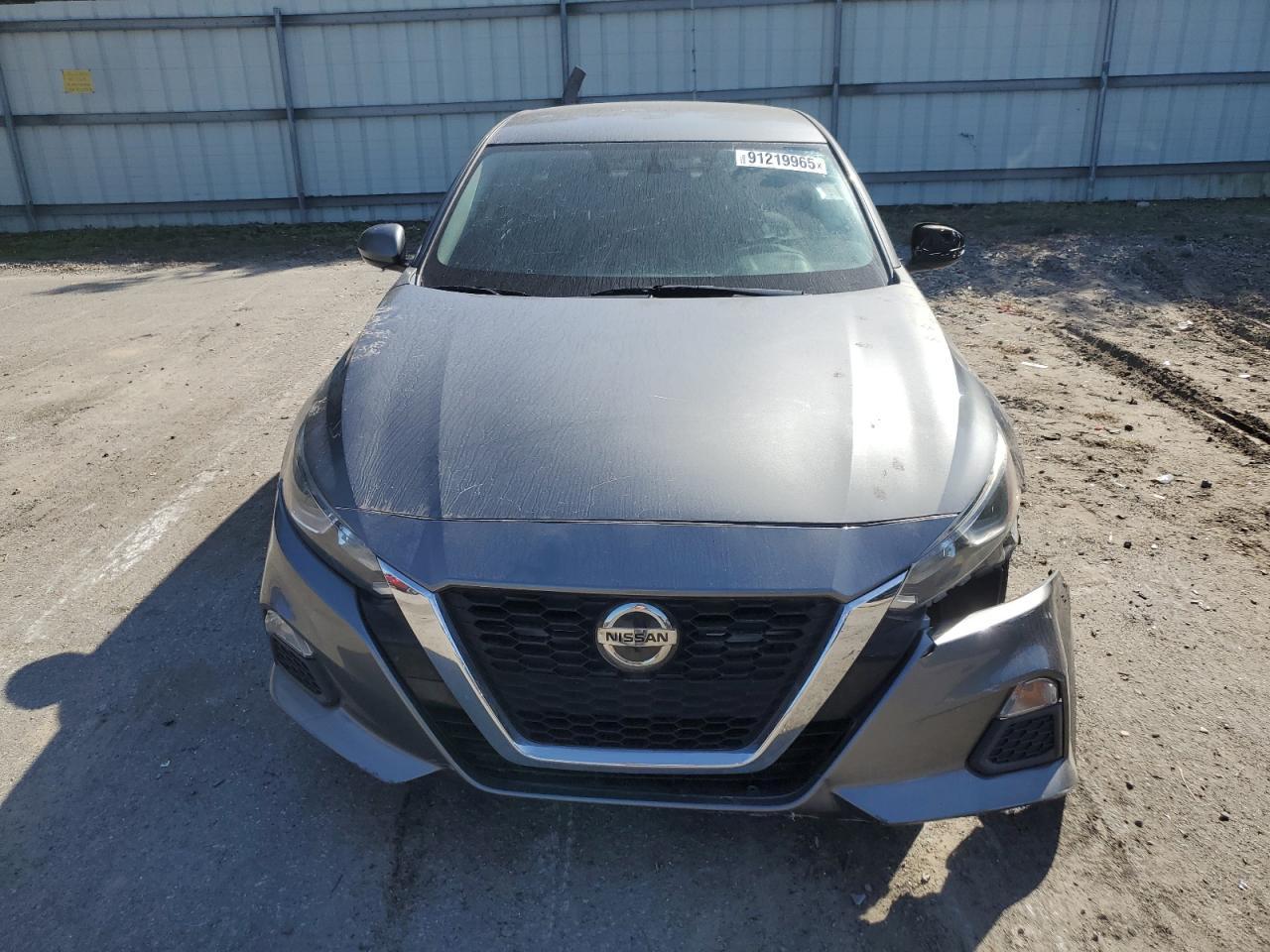 2019 Nissan Altima S - Фото 5