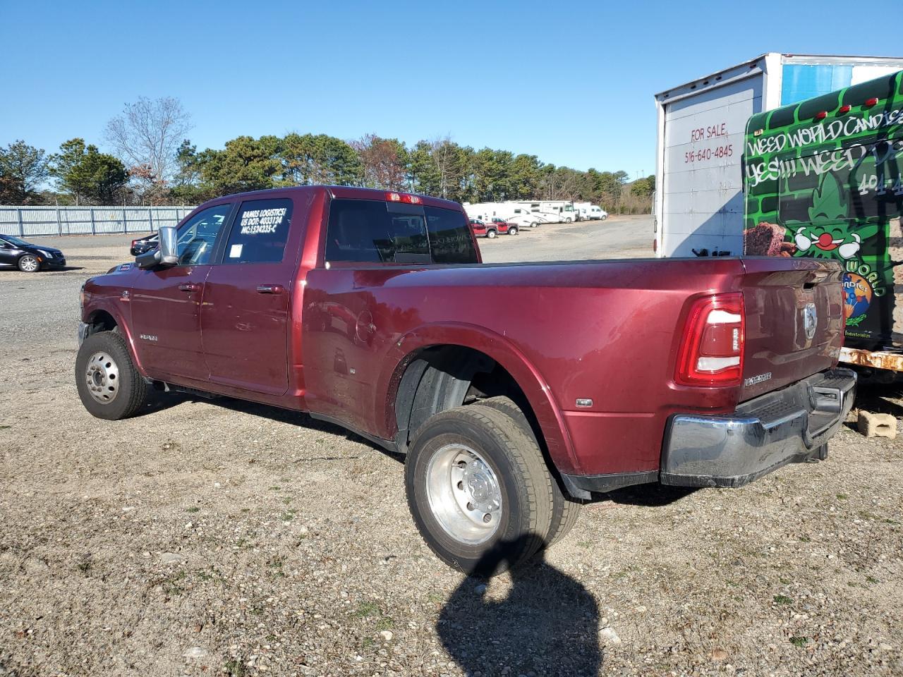 2022 Ram 3500 Laramie - Фото 2