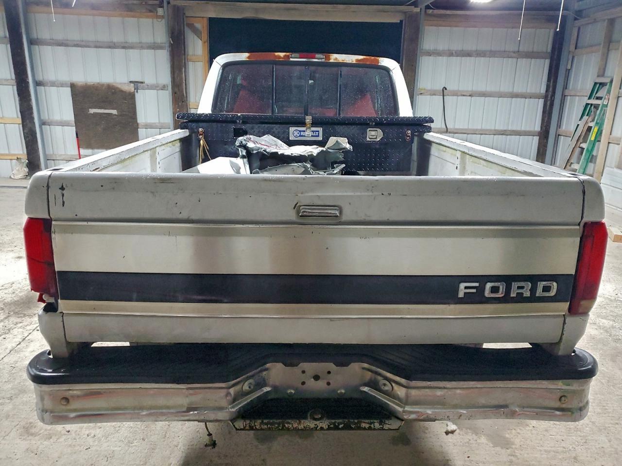 1995 Ford F250 - Image 6