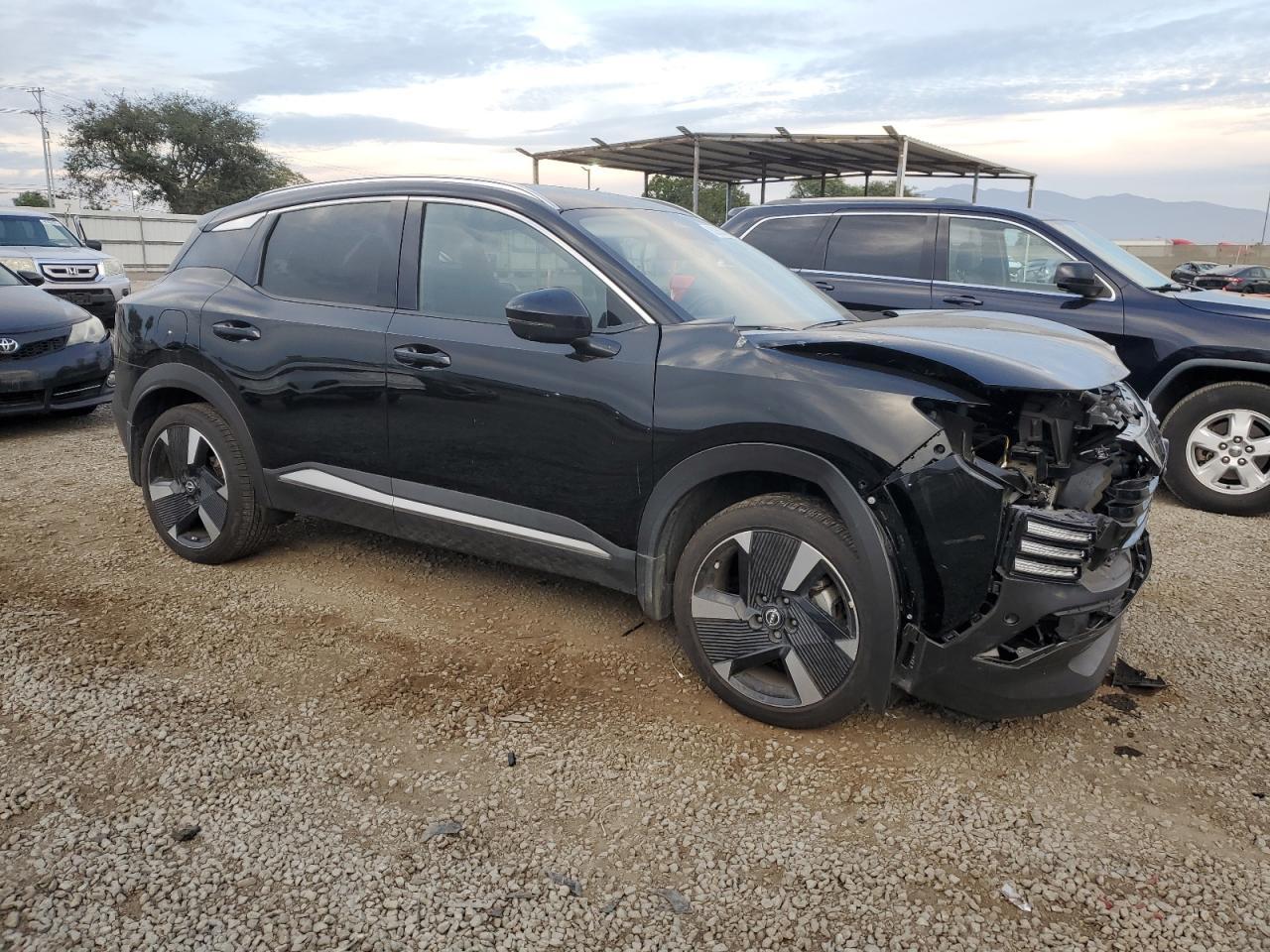 2025 Nissan Kicks Sr - Фото 4