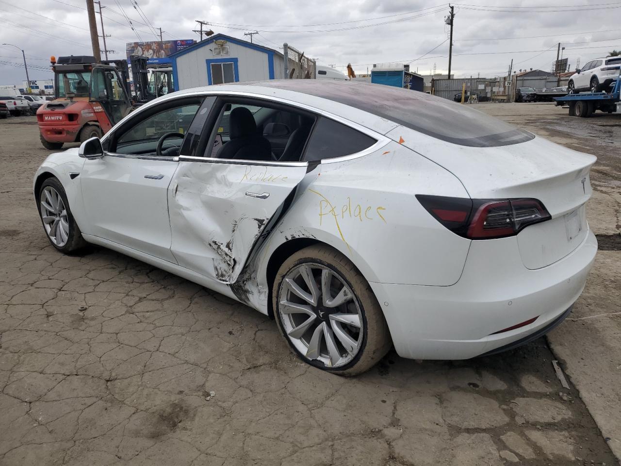 2018 Tesla Model 3 - Image 2