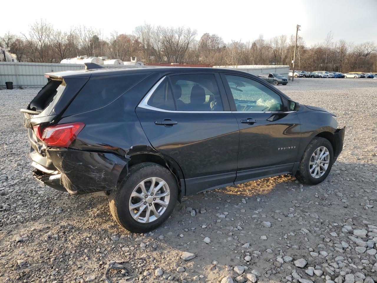 2021 Chevrolet Equinox Lt - Image 3