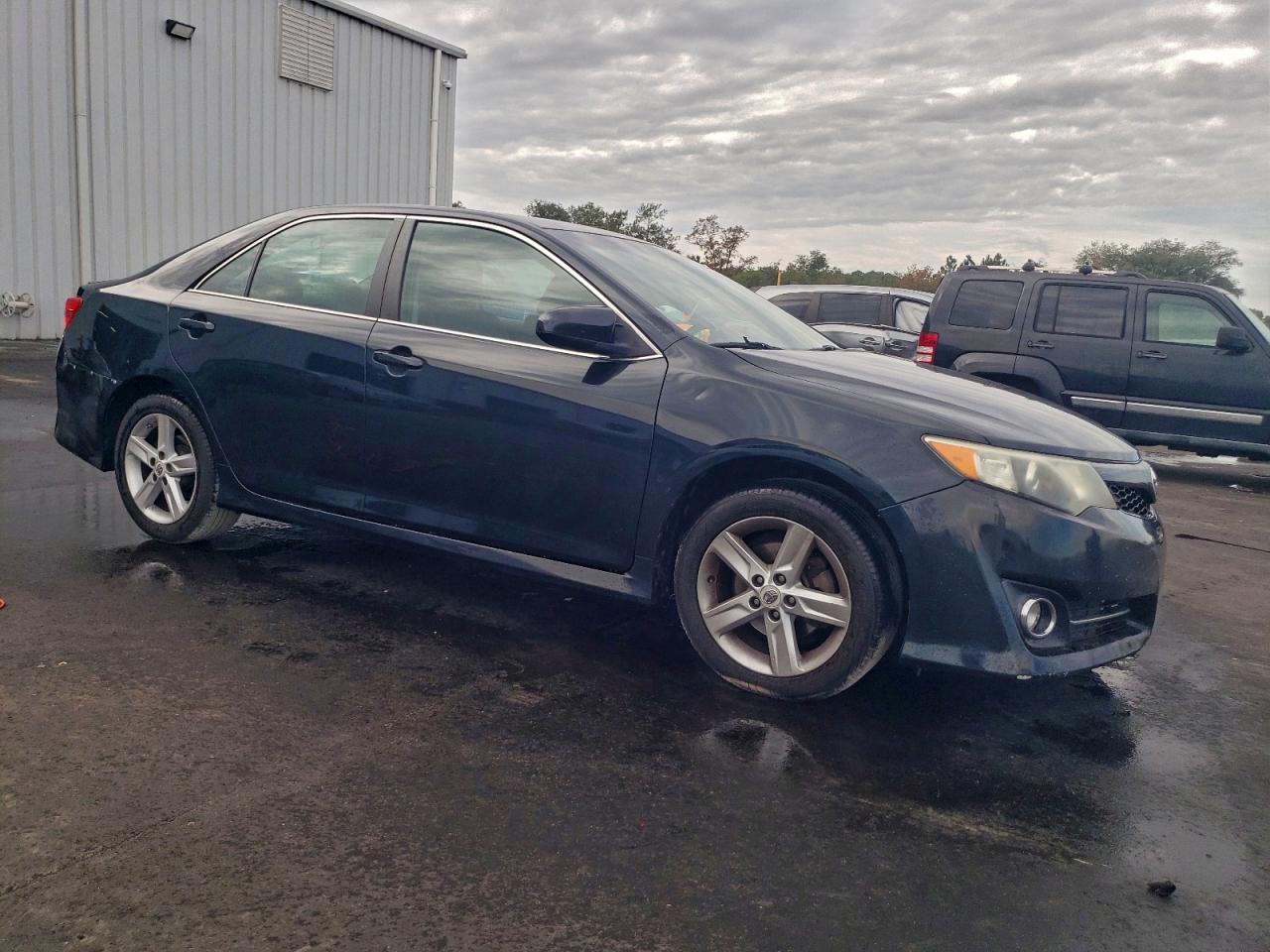 2012 Toyota Camry - Фото 4