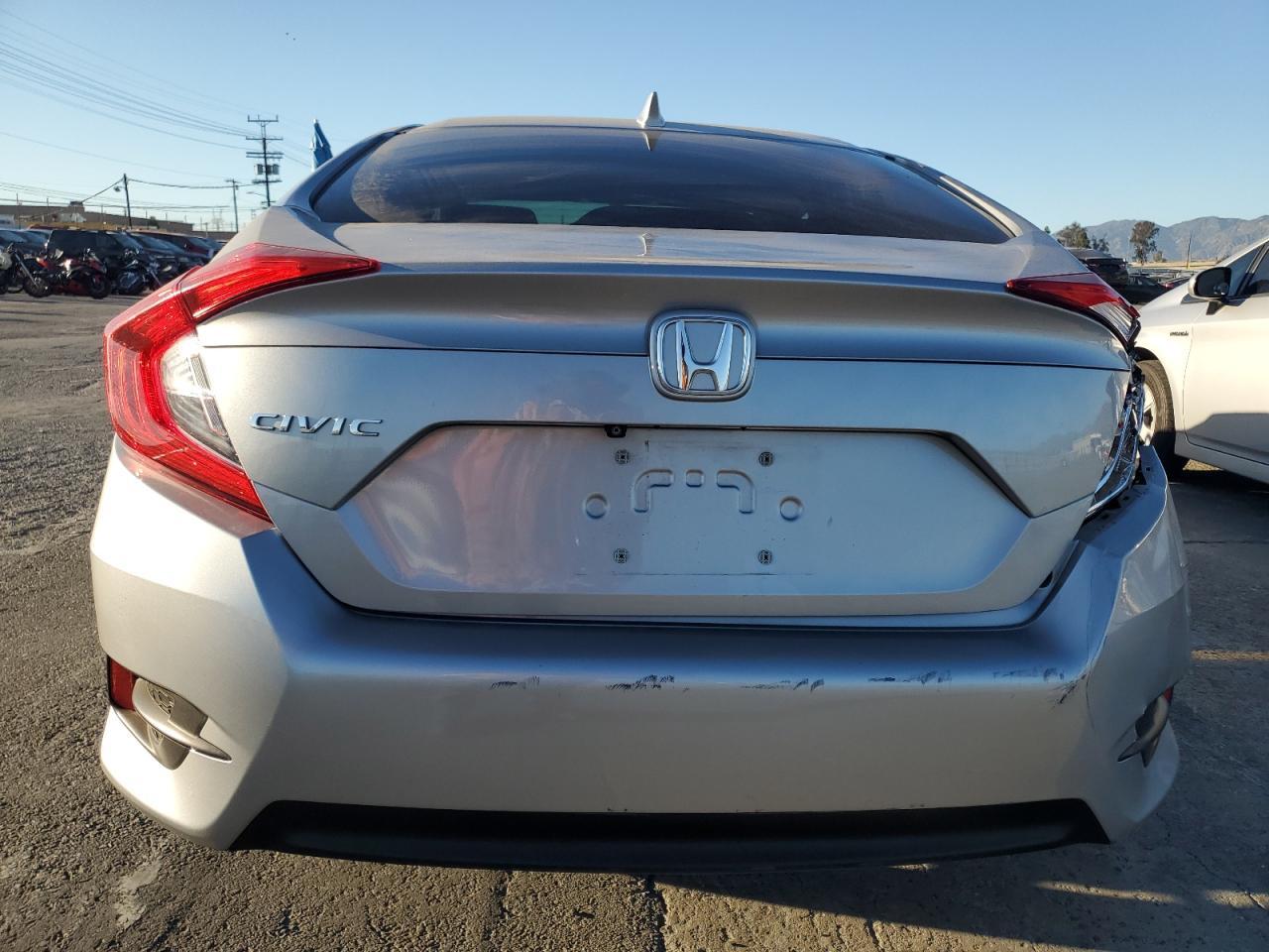 2018 Honda Civic Ex - Фото 6