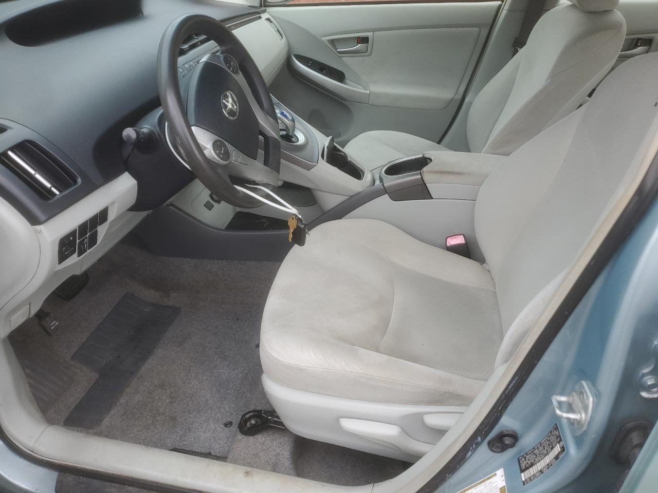 2013 Toyota Prius - Фото 7