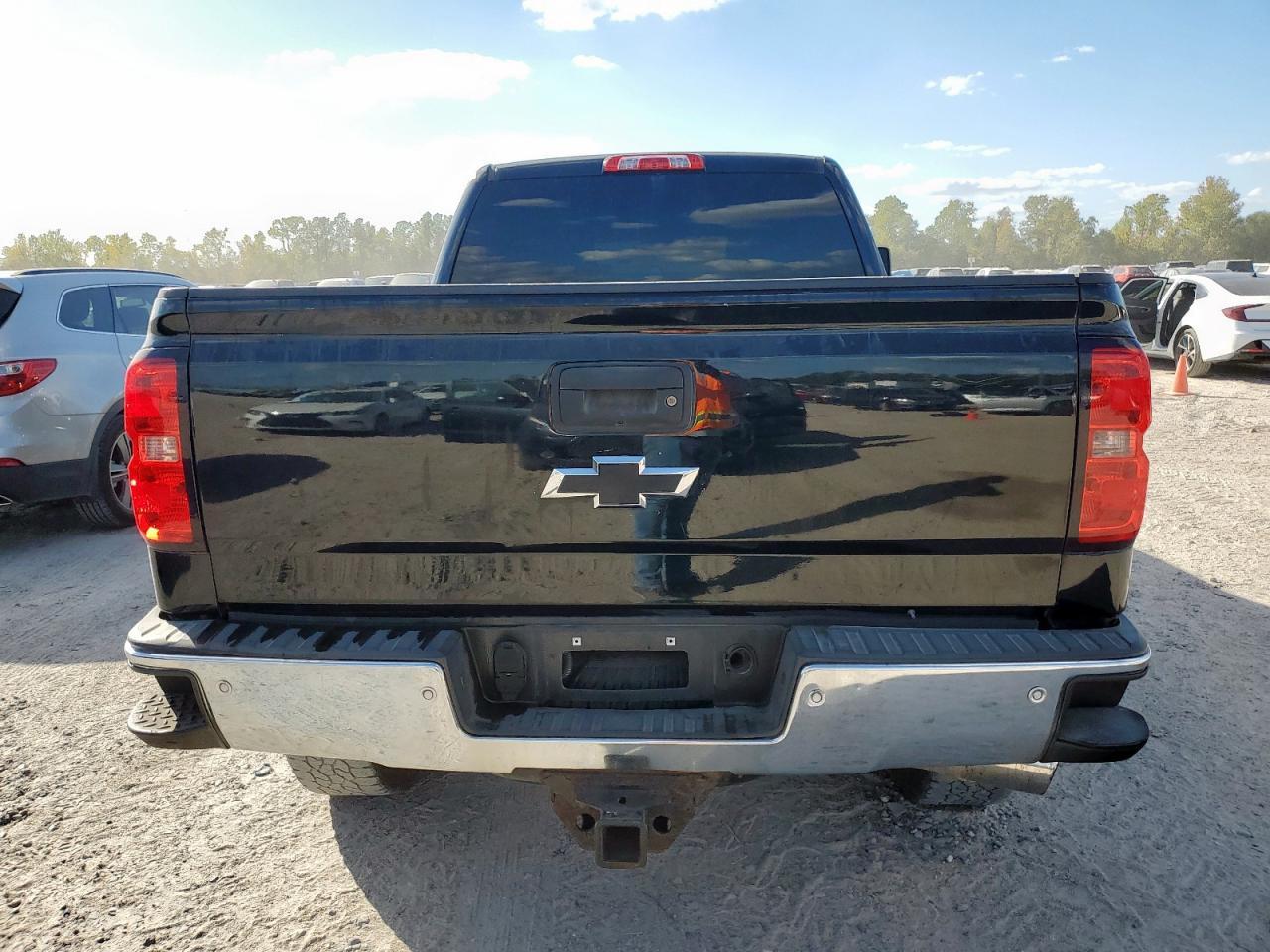 2015 Chevrolet Silverado K2500 Heavy Duty Ltz - Image 6