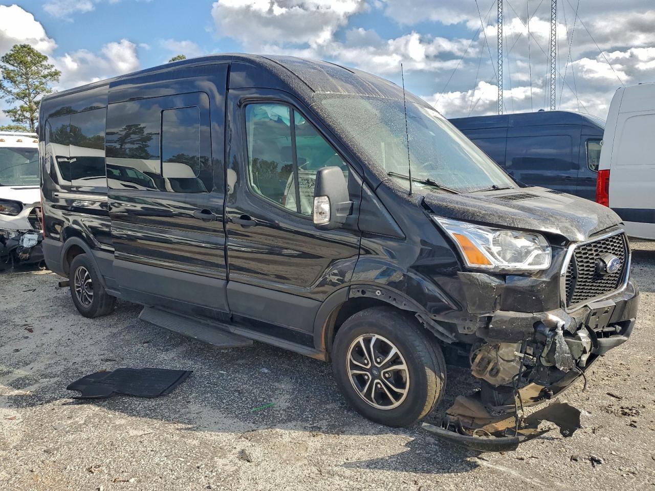 2022 Ford Transit T-350 - Фото 4