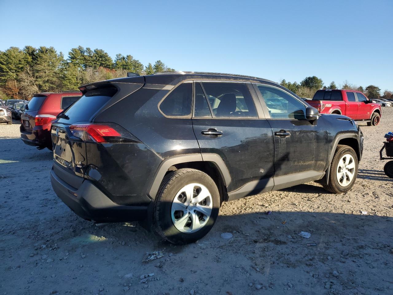 2020 Toyota Rav4 Le - Image 3