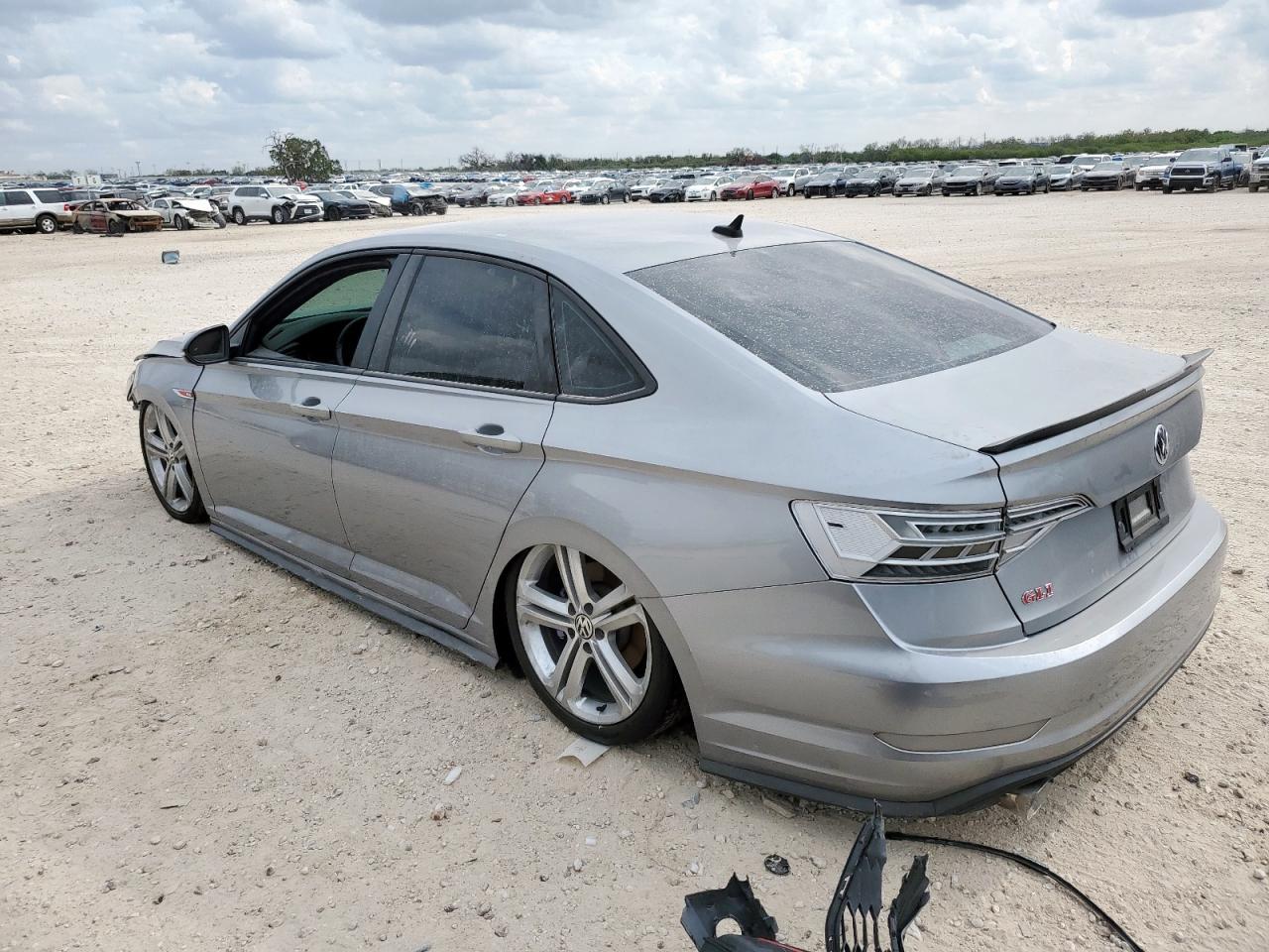 2021 Volkswagen Jetta Gli - Фото 2