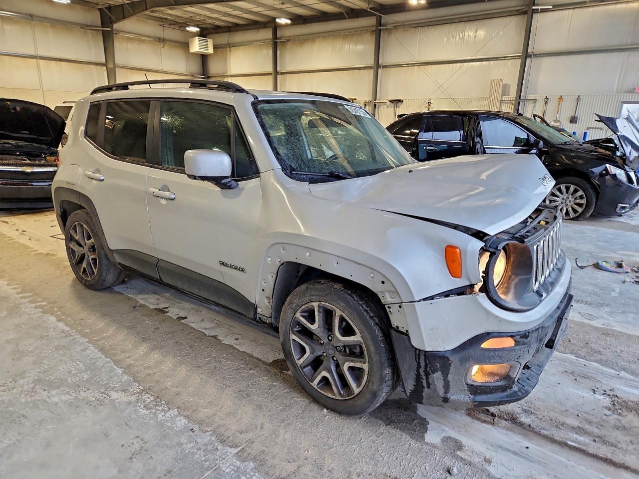 2016 Jeep Renegade Latitude - Фото 4