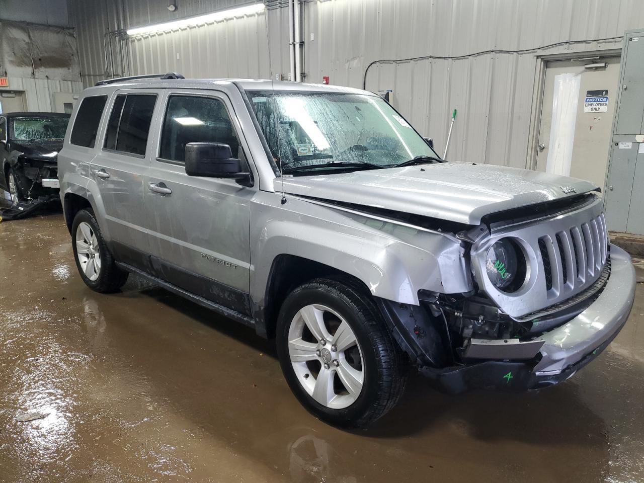 2016 Jeep Patriot Latitude - Фото 4
