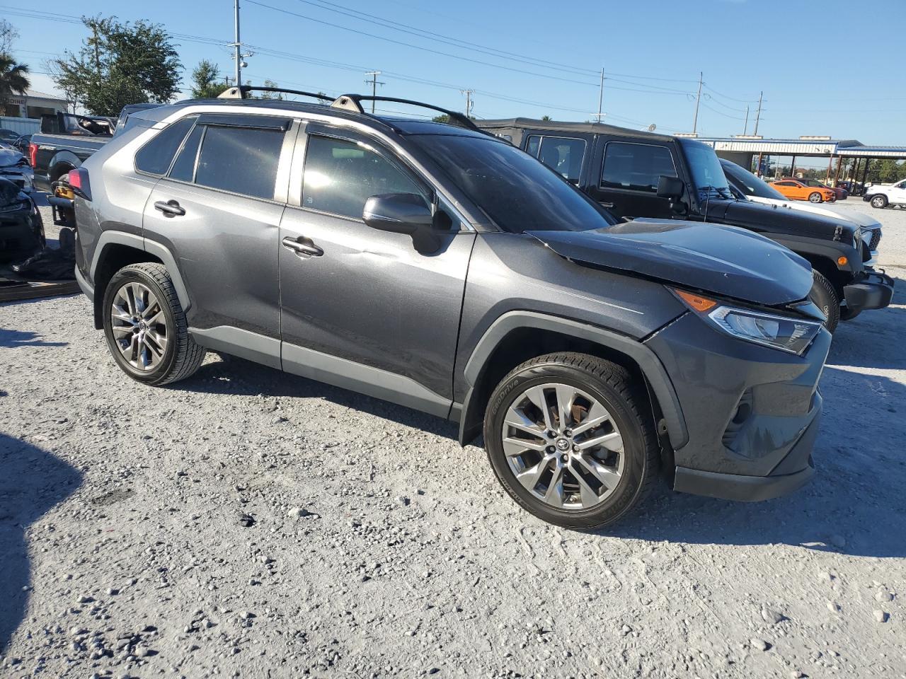 2019 Toyota Rav4 Xle Premium - Фото 4