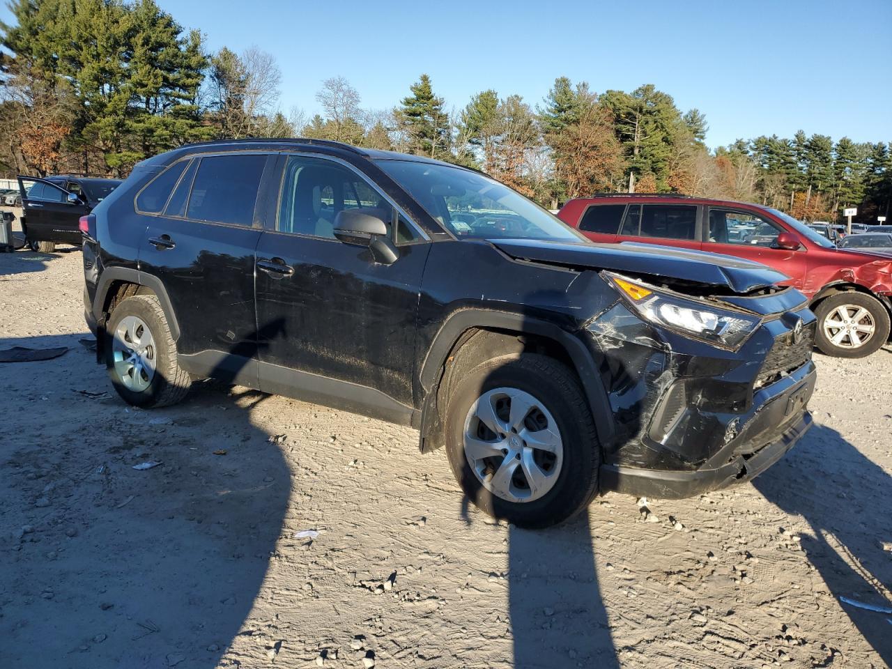 2020 Toyota Rav4 Le - Image 4