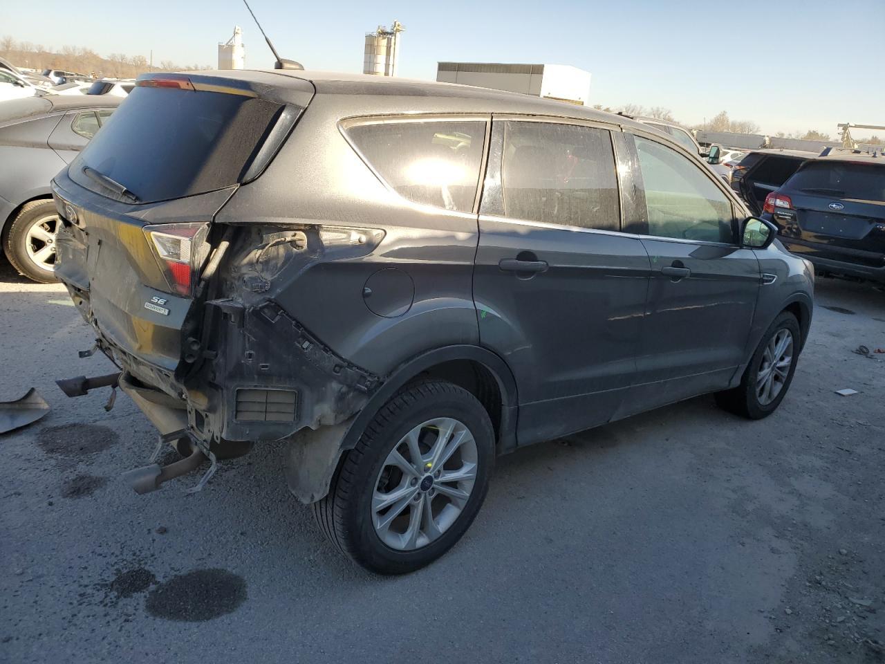 2017 Ford Escape Se - Image 3