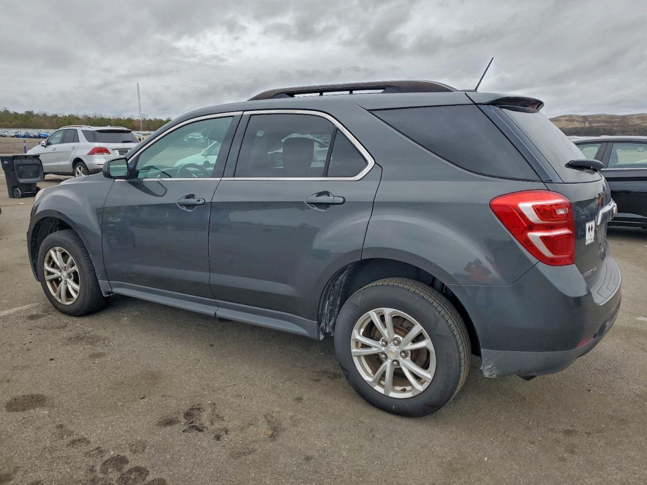2017 Chevrolet Equinox Lt - Фото 2
