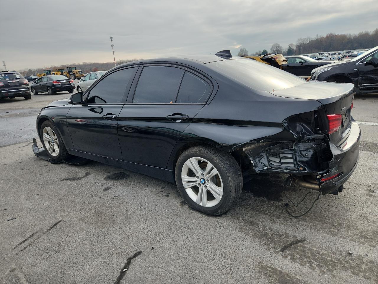 2016 BMW 328 Xi Sulev - Image 2