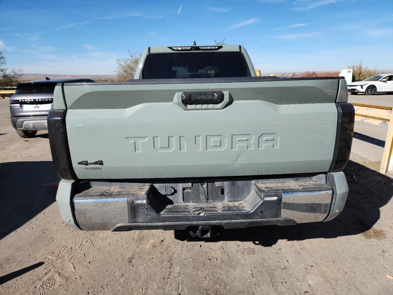 2024 Toyota Tundra Crewmax Sr5 - Image 6