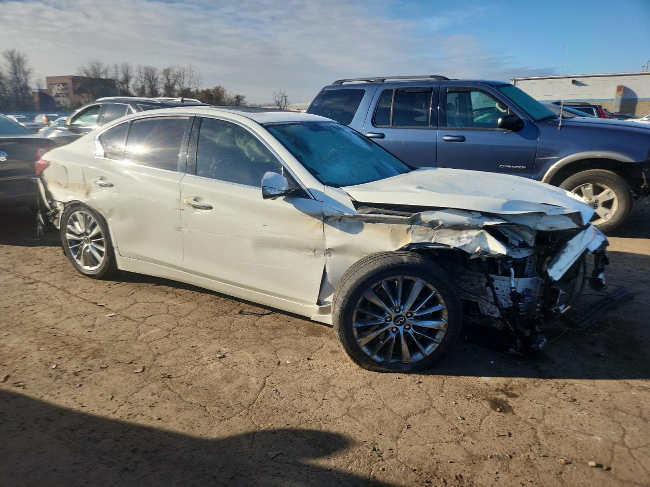 2021 Infiniti Q50 Luxe - Фото 4