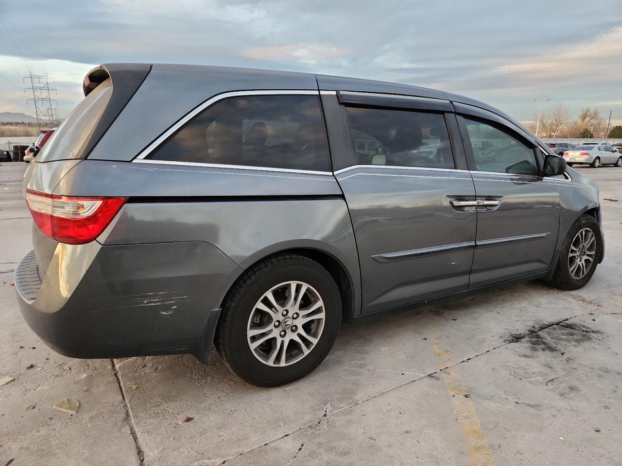 2011 Honda Odyssey Exl - Фото 3