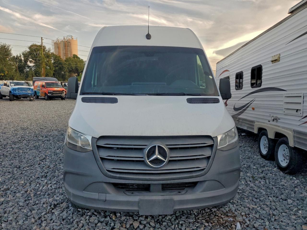 2021 Mercedes-Benz Sprinter 2500 - Image 5