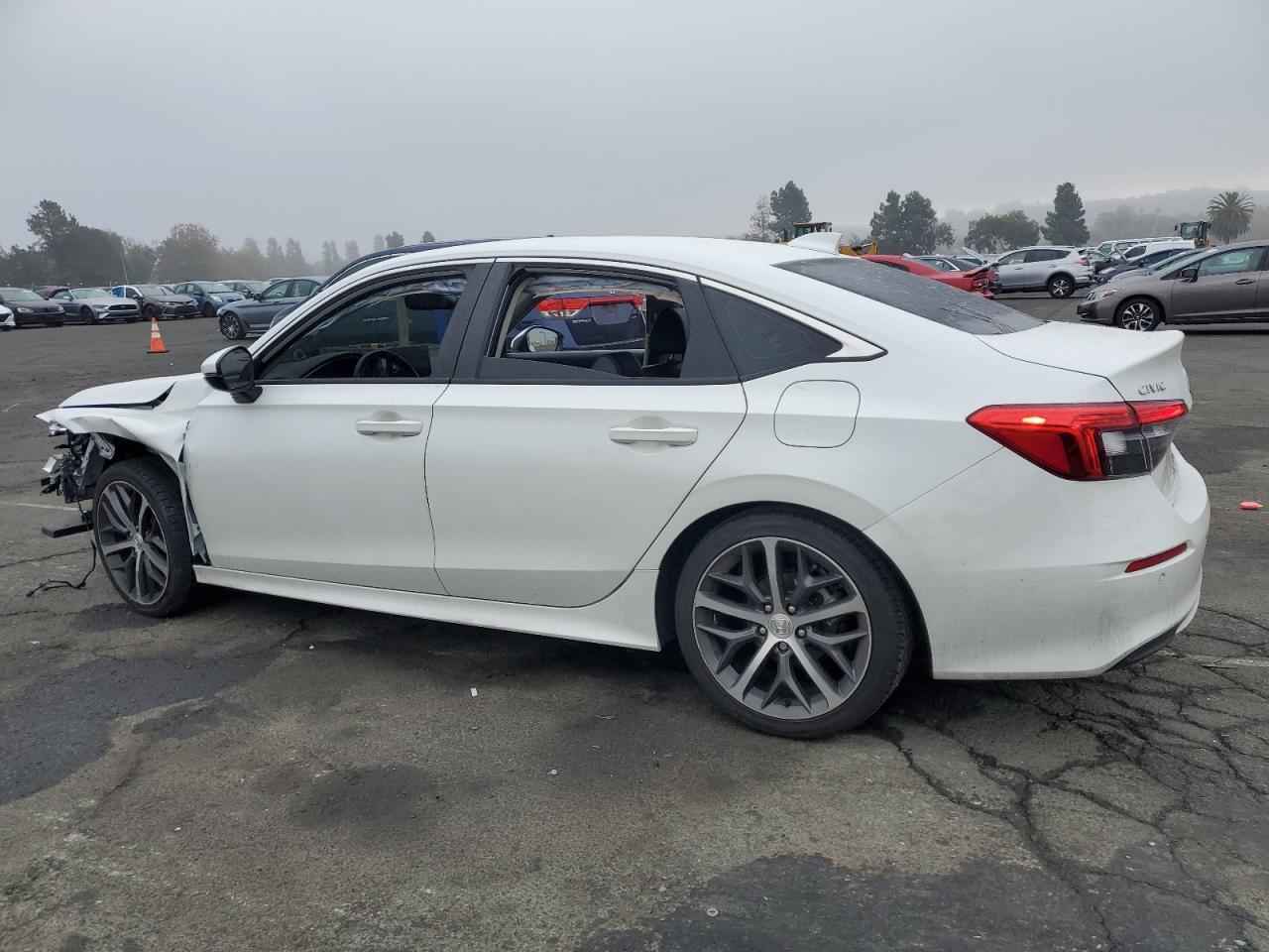 2023 Honda Civic Touring - Image 2