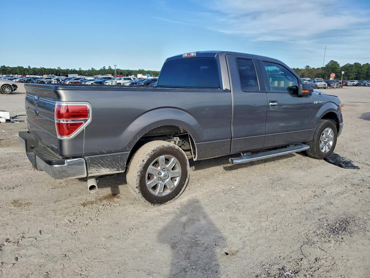 2014 Ford F150 Super Cab - Фото 3