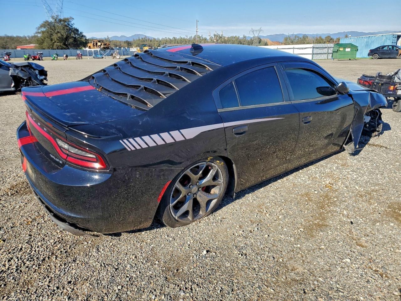 2015 Dodge Charger Sxt - Фото 3