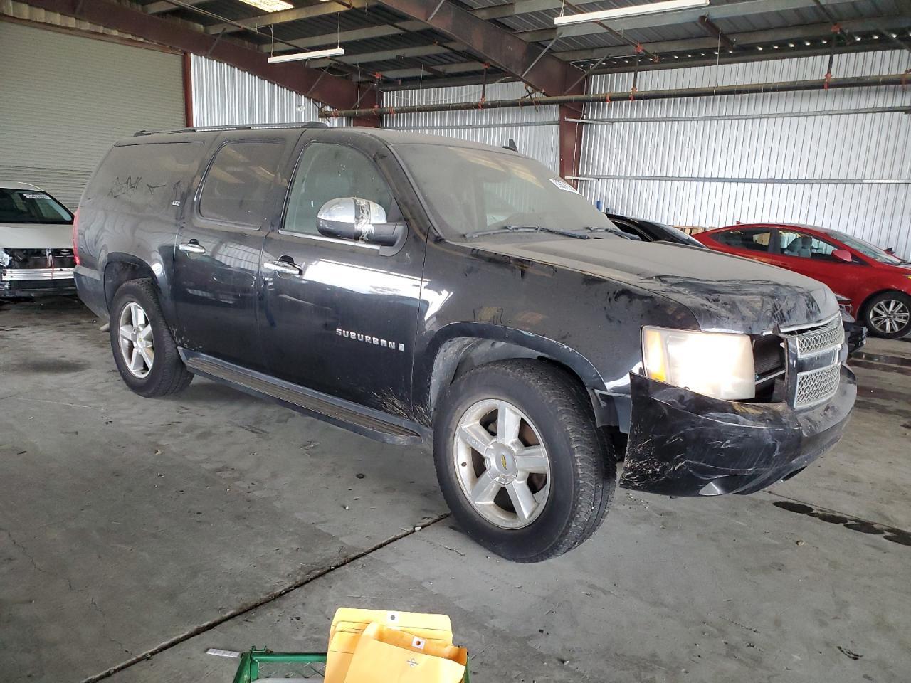 2007 Chevrolet Suburban C1500 - Фото 4