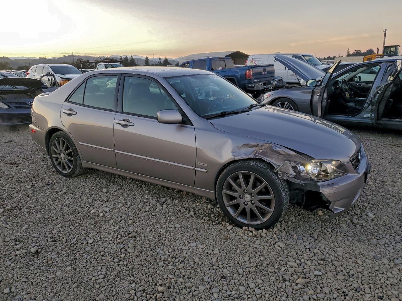 2004 Lexus Is 300 - Фото 4