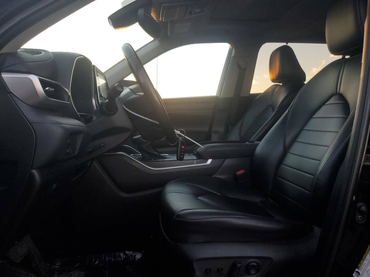 2021 Toyota Highlander Xle - Image 7