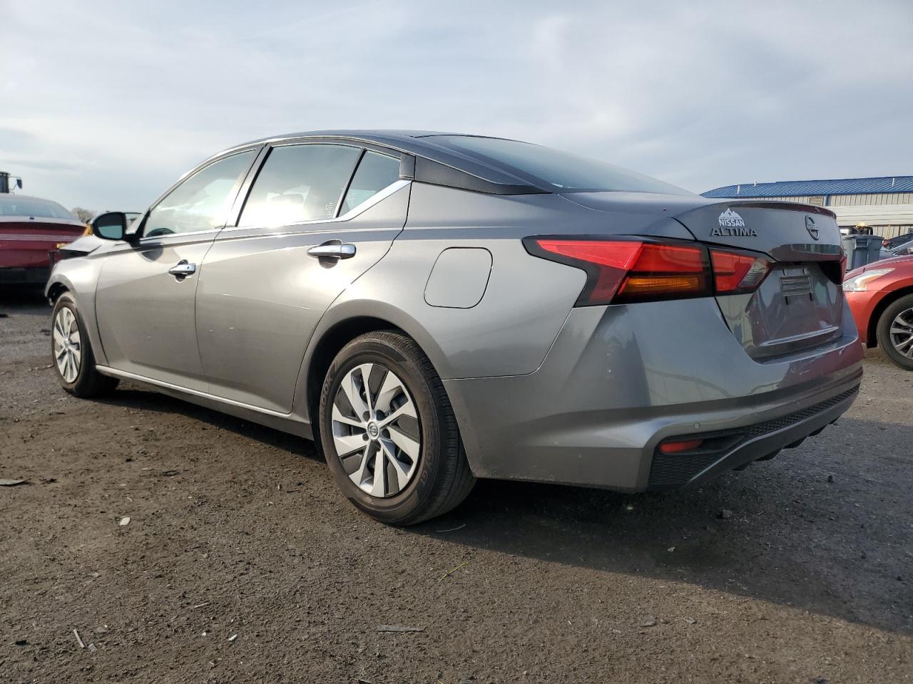 2023 Nissan Altima S - Image 2