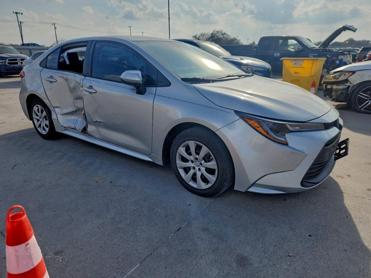 2024 Toyota Corolla Le - Фото 4