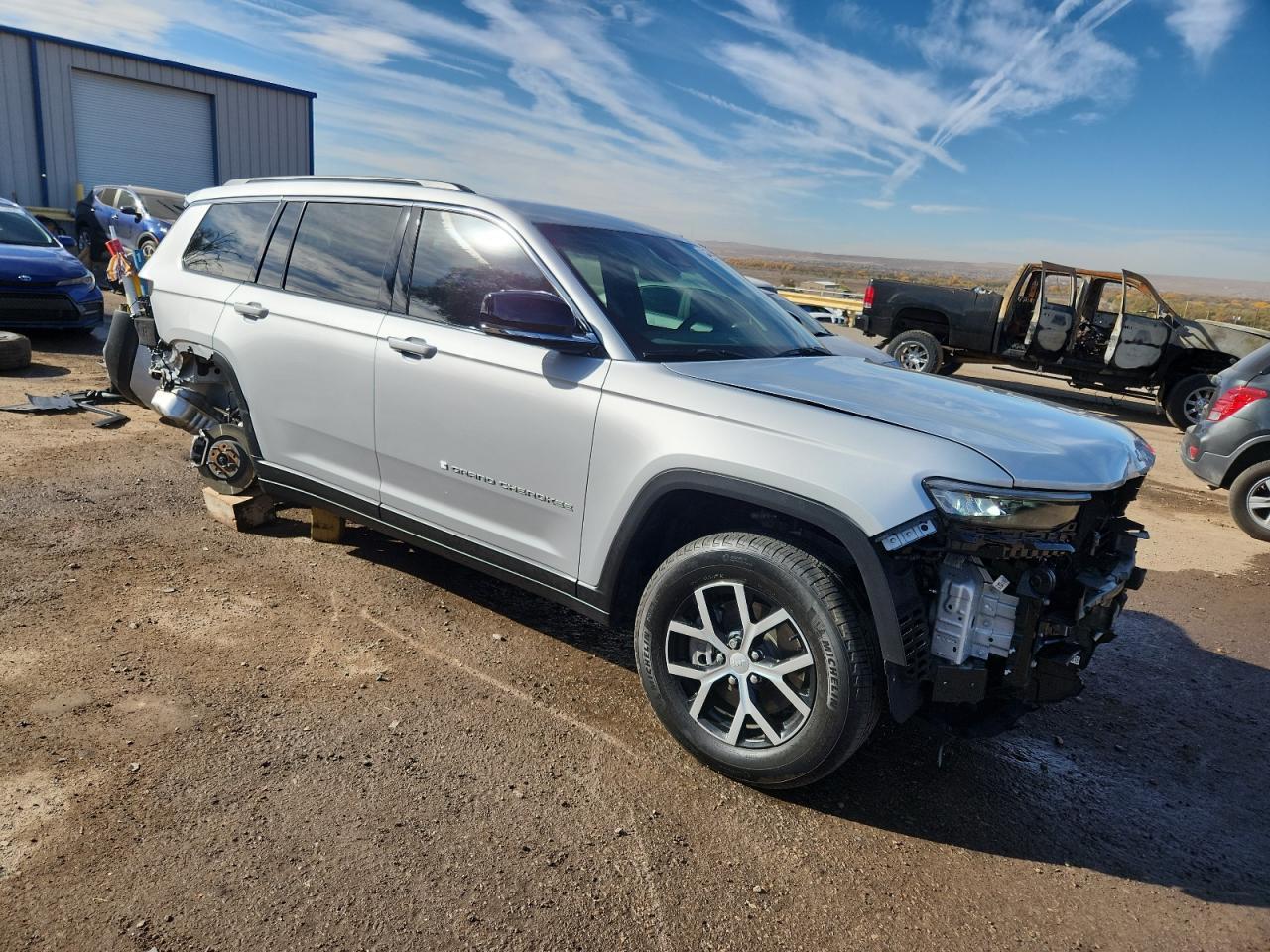 2025 Jeep Grand Cherokee L Limited - Image 4