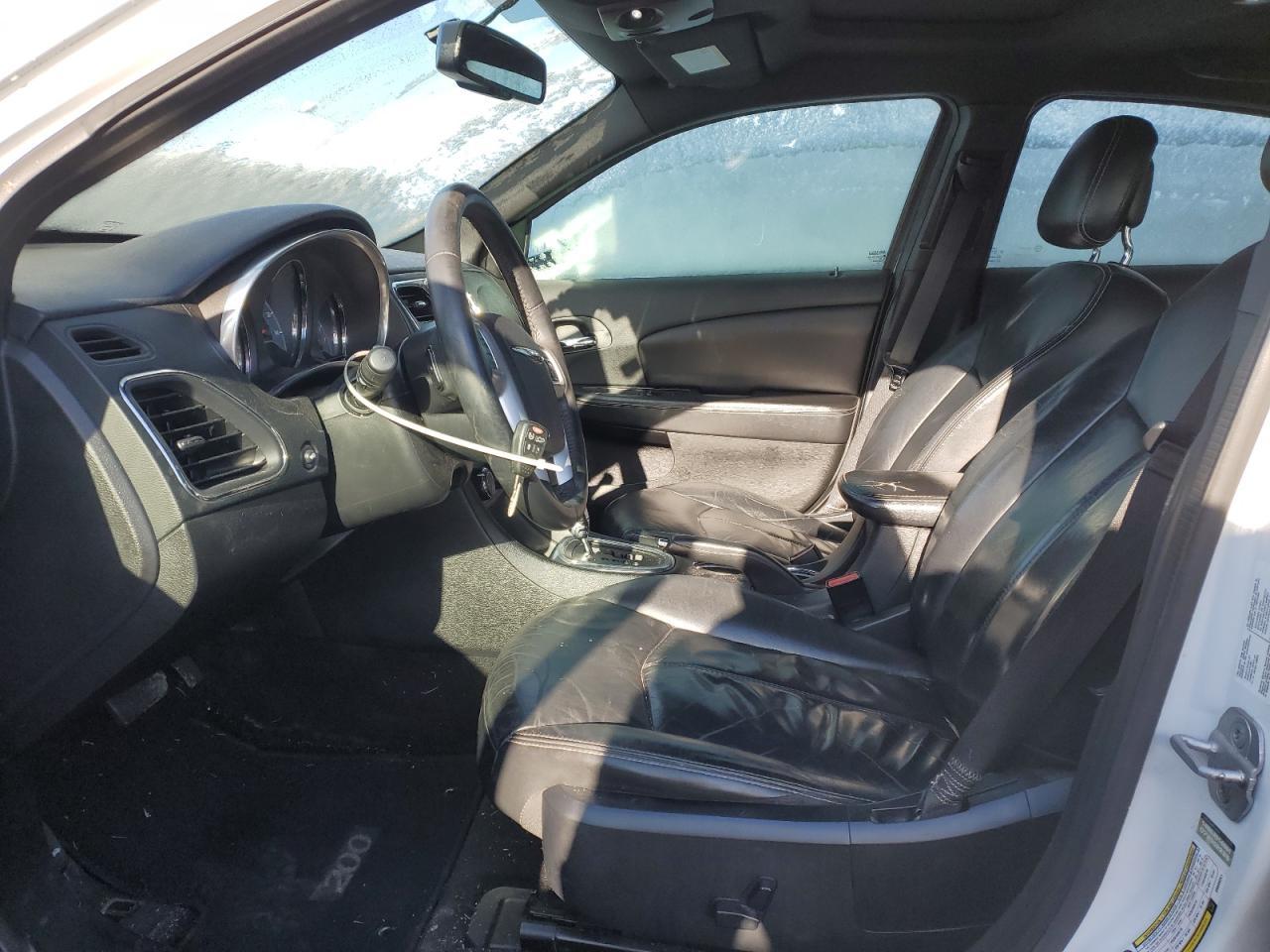 2013 Chrysler 200 Limited - Фото 7