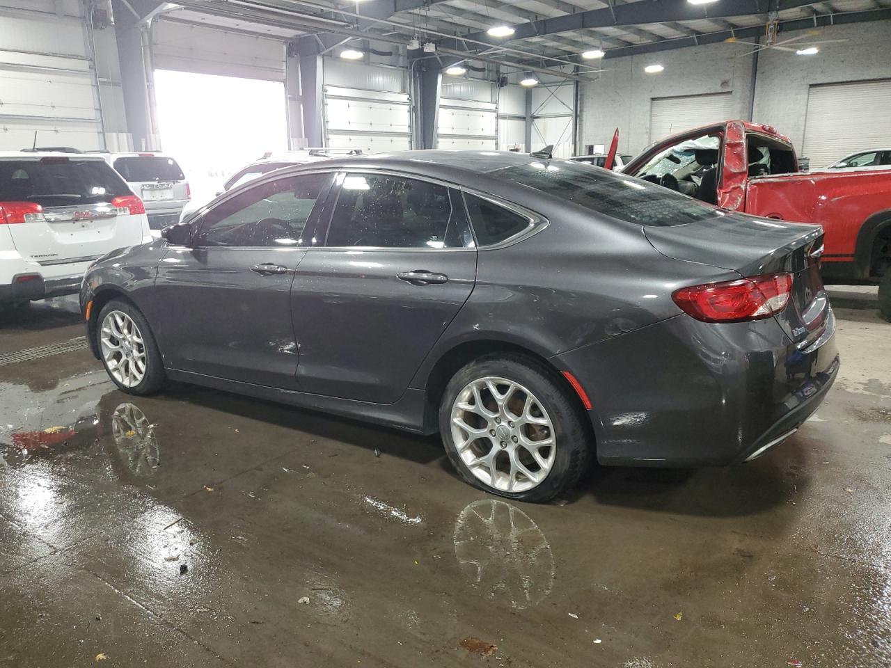 2015 Chrysler 200 C - Фото 2