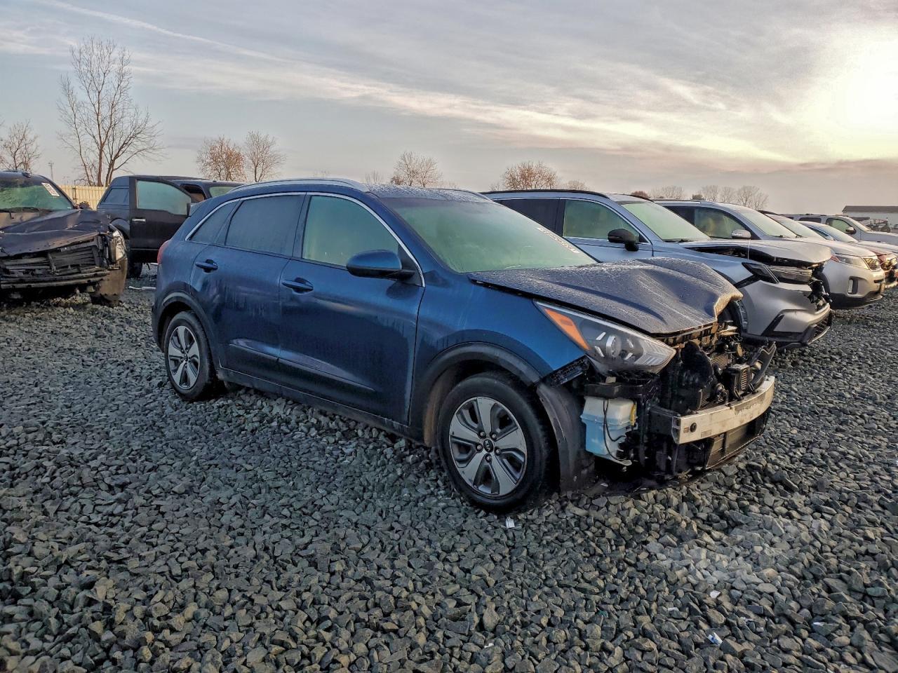 2020 Kia Niro Lx - Фото 4