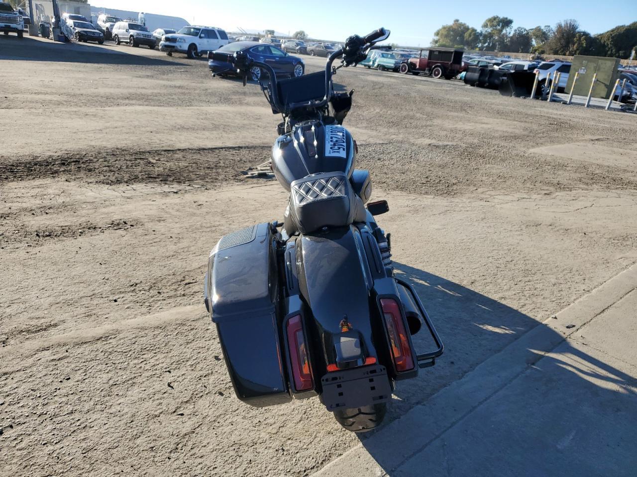 2025 Harley-Davidson Fltrxse - Image 4