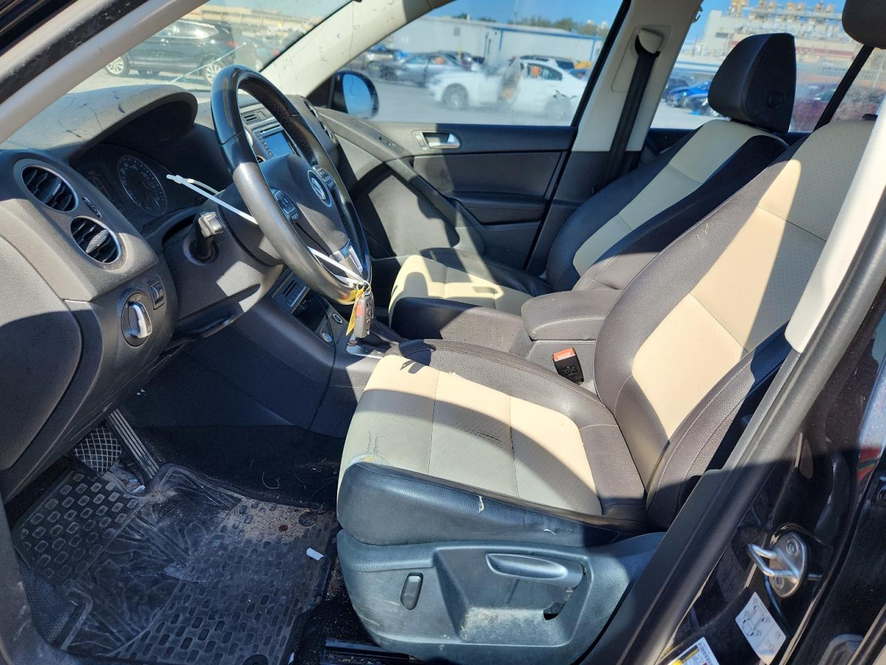 2017 Volkswagen Tiguan S - Image 7