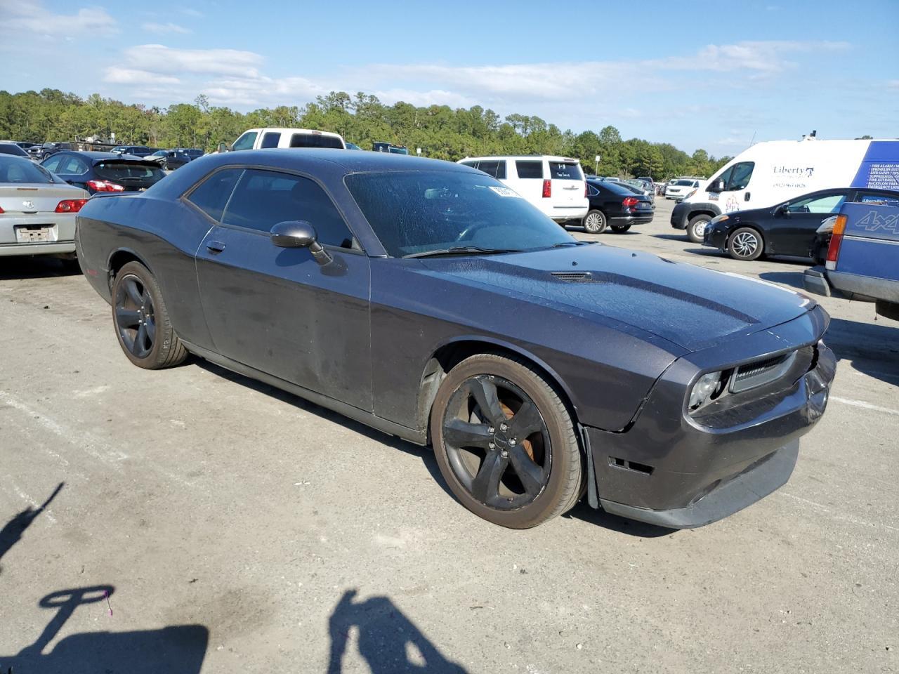 2013 Dodge Challenger - Image 4