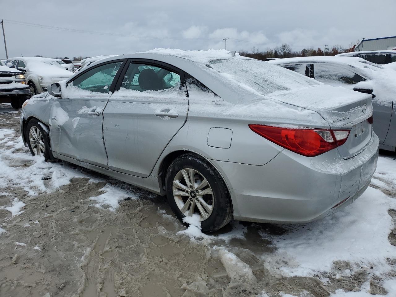 2013 Hyundai Sonata Gls - Image 2