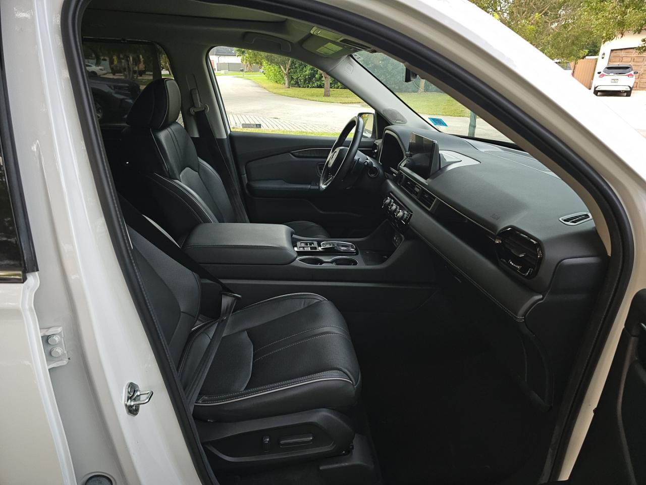2024 Honda Pilot Elite - Image 5